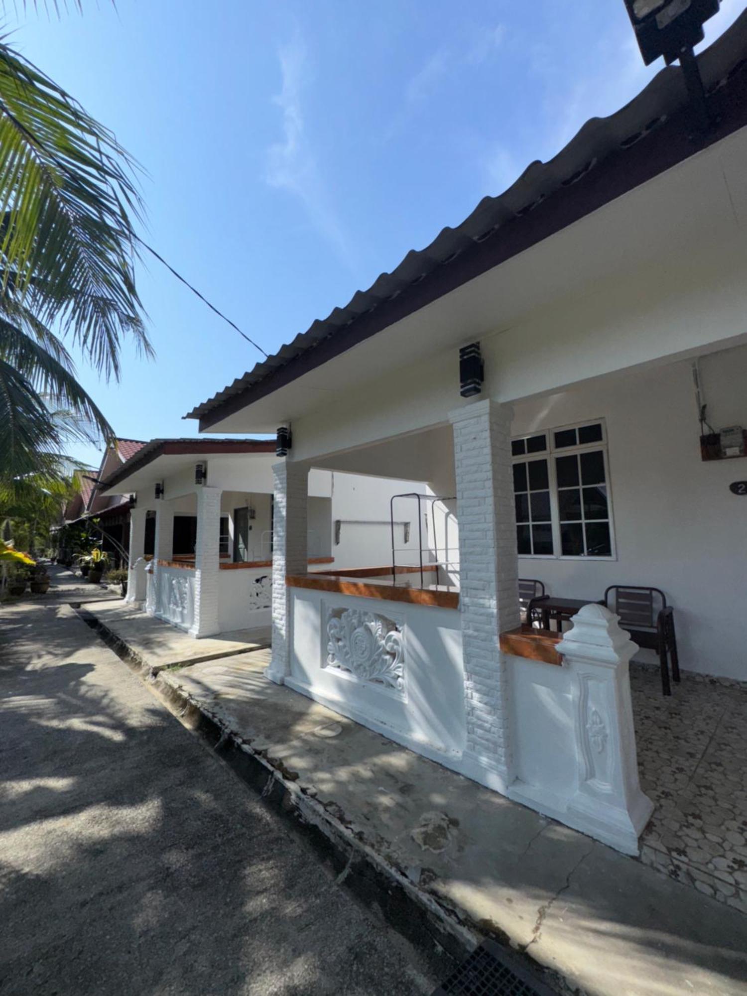 Cenang Room Rahsia Motel 珍南海滩 外观 照片